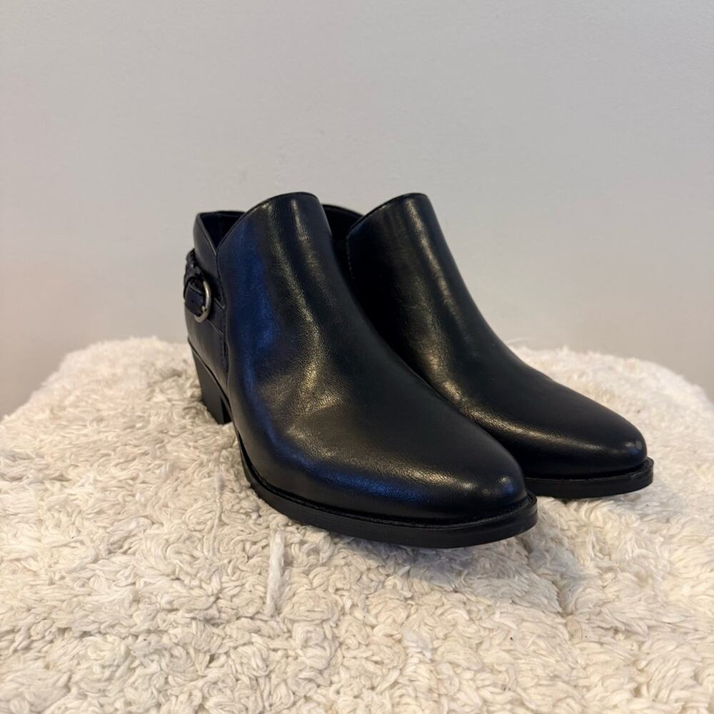 Baretraps Women's Palmer Ankle Booties